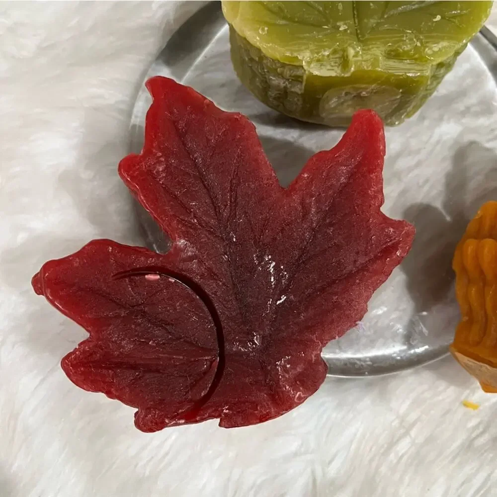 NEW Pottery Barn Tonal Autumnal Leaves Rippled Long Burning Candle Set Red Amber